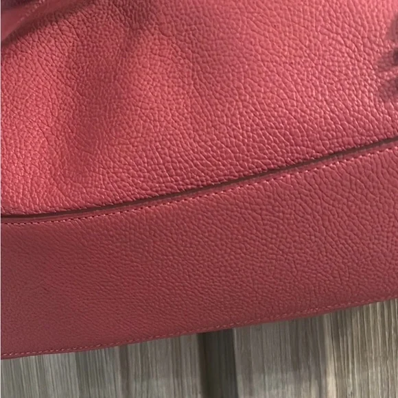 Coach Dalton 31 Pink Pebbled Leather NWOT w/gun metal hardware/bag charm - Picture 13 of 14